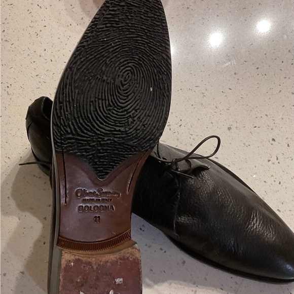 Elegant Black Leather Men's Oxfords - Picture 2 of 8